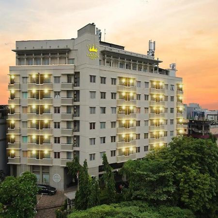 Hotel Golden Sky Pluit Джакарта Екстериор снимка