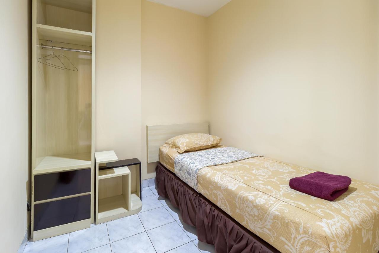 Hotel Golden Sky Pluit Джакарта Екстериор снимка